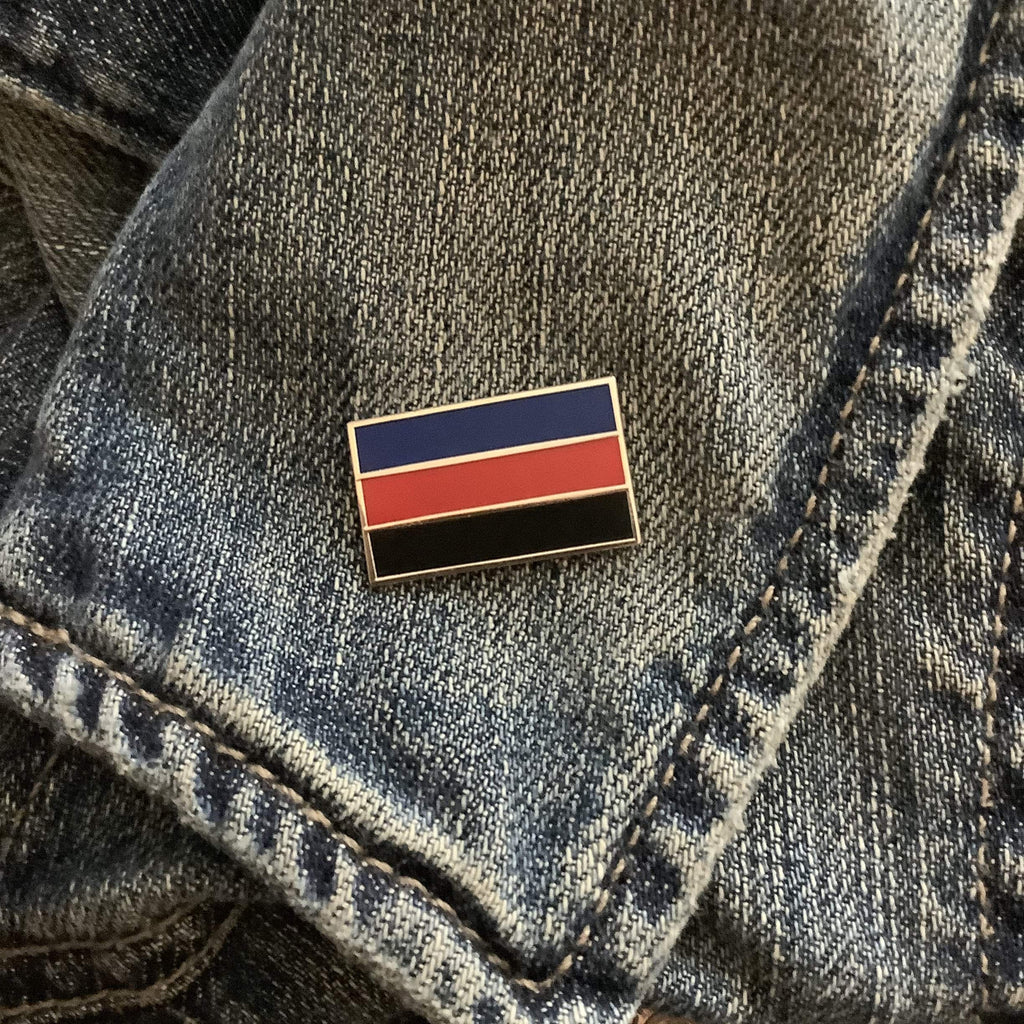 Polyamorous Pride Flag Enamel Pin - Dream Maker Pins