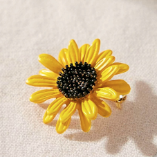 Sunflower Lapel Pin - Dream Maker Pins
